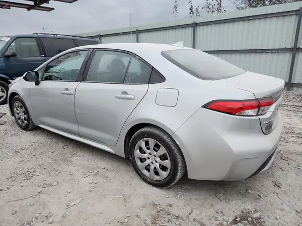 5YFEPMAE4NP348299 2022 TOYOTA COROLLA - Image 2