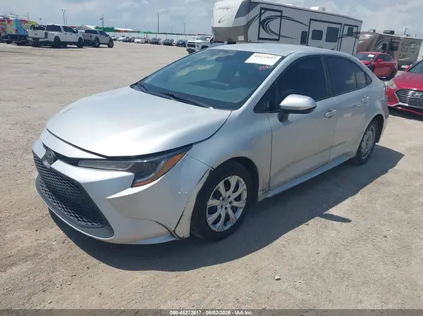 5YFEPMAE4NP350179 2022 TOYOTA COROLLA - Image 2