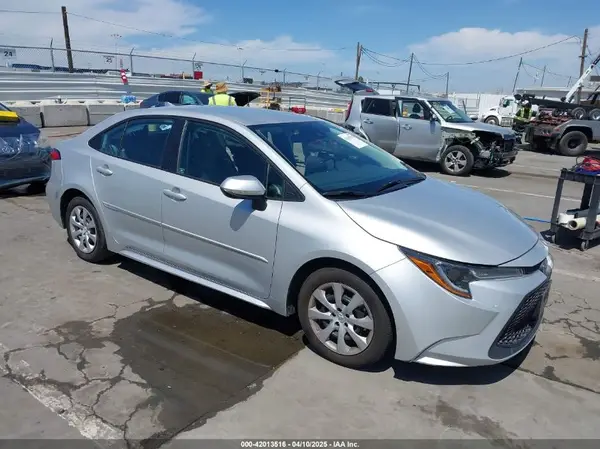 5YFEPMAE4NP353356 2022 TOYOTA COROLLA - Image 1