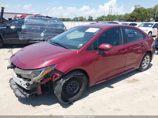 5YFEPMAE4NP354877 2022 TOYOTA COROLLA - Image 2