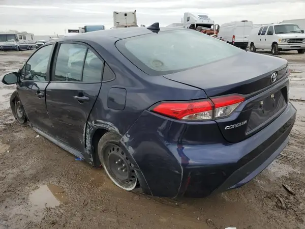 5YFEPMAE4NP357018 2022 TOYOTA COROLLA - Image 2