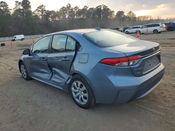 5YFEPMAE4NP359013 2022 TOYOTA COROLLA - Image 2