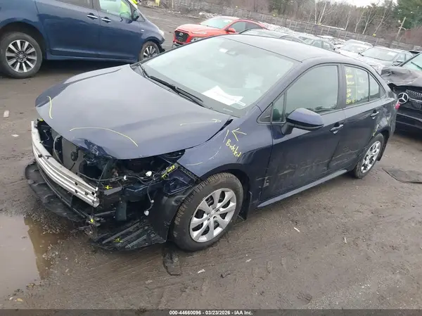 5YFEPMAE4NP367726 2022 TOYOTA COROLLA - Image 2