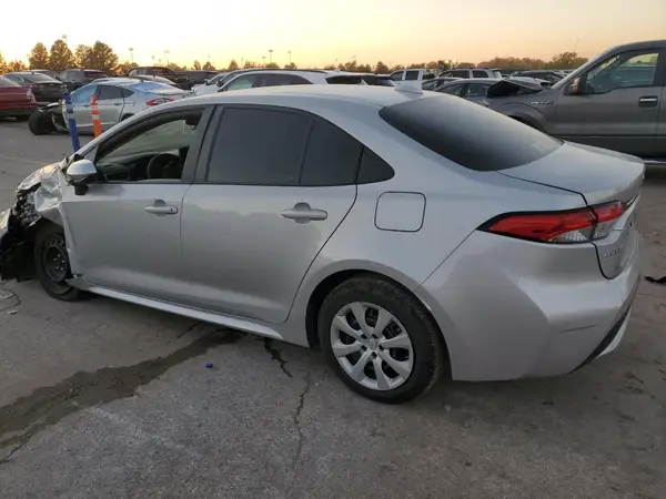 5YFEPMAE4NP369122 2022 TOYOTA COROLLA - Image 2