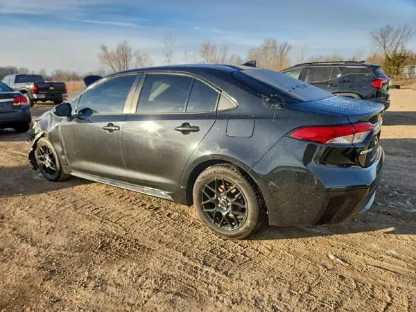 5YFEPMAE4NP370710 2022 TOYOTA COROLLA - Image 2