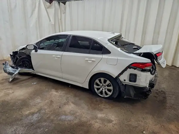 5YFEPMAE4NP372375 2022 TOYOTA COROLLA - Image 2