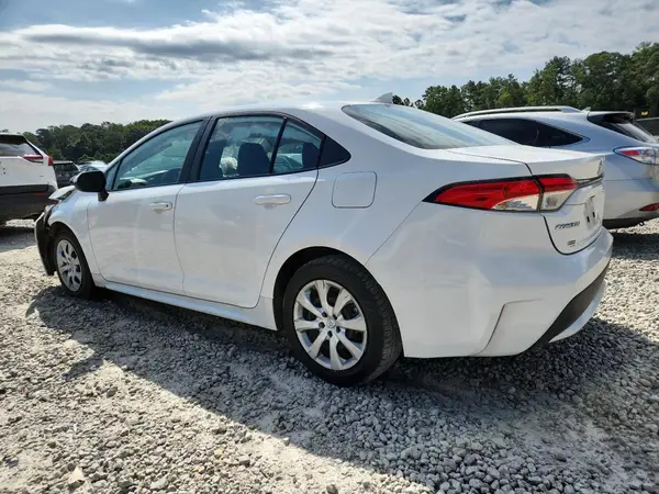 5YFEPMAE4NP378676 2022 TOYOTA COROLLA - Image 2