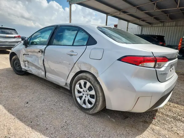 5YFEPMAE4NP379164 2022 TOYOTA COROLLA - Image 2