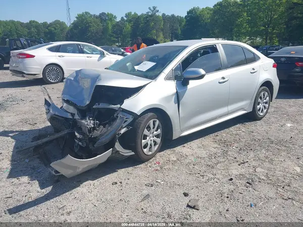 5YFEPMAE4NP381030 2022 TOYOTA COROLLA - Image 2