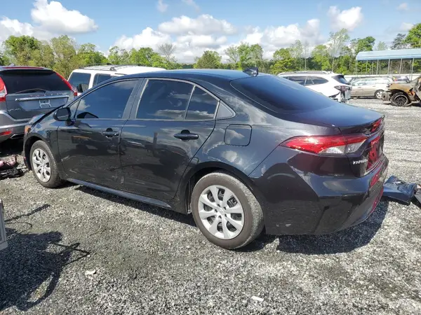 5YFEPMAE4NP385935 2022 TOYOTA COROLLA - Image 2