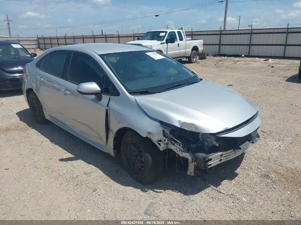 5YFEPMAE4NP386289 2022 TOYOTA COROLLA - Image 1