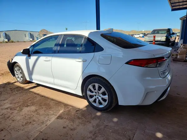 5YFEPMAE5MP168912 2021 TOYOTA COROLLA - Image 2