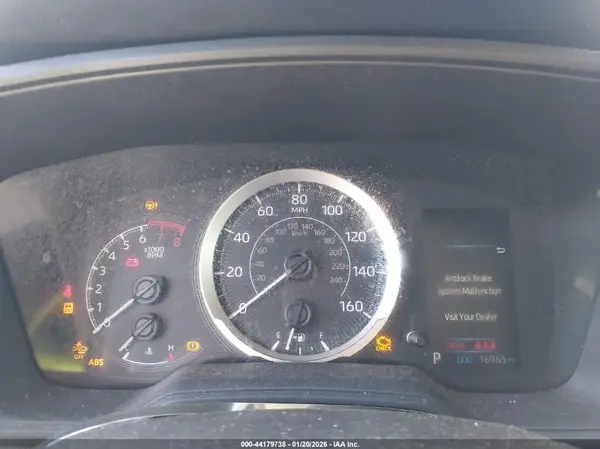 5YFEPMAE5MP182874 2021 TOYOTA COROLLA - Image 2