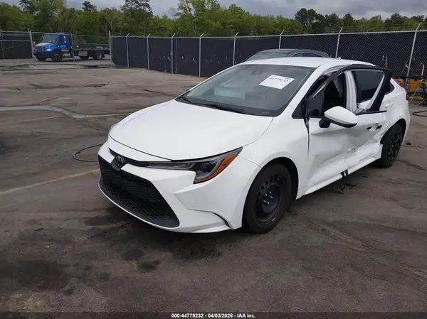 5YFEPMAE5MP186410 2021 TOYOTA COROLLA - Image 2