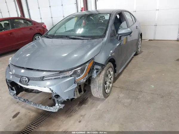 5YFEPMAE5MP186956 2021 TOYOTA COROLLA - Image 2