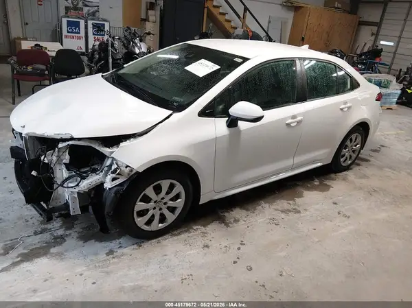 5YFEPMAE5MP200001 2021 TOYOTA COROLLA - Image 2