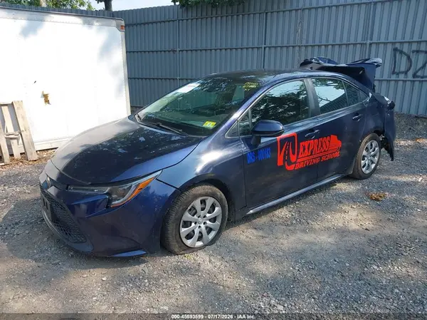 5YFEPMAE5MP210639 2021 TOYOTA COROLLA - Image 2