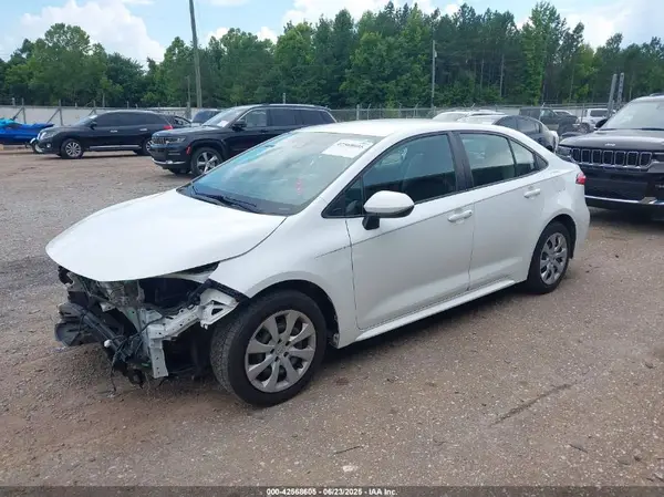 5YFEPMAE5MP225867 2021 TOYOTA COROLLA - Image 2