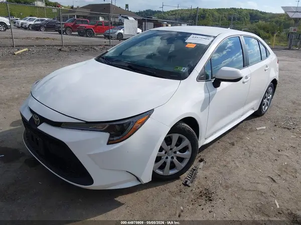 5YFEPMAE5MP232589 2021 TOYOTA COROLLA - Image 2