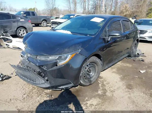 5YFEPMAE5MP240711 2021 TOYOTA COROLLA - Image 2