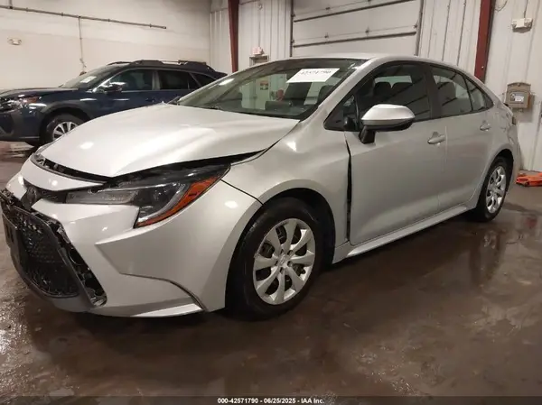 5YFEPMAE5MP244970 2021 TOYOTA COROLLA - Image 2