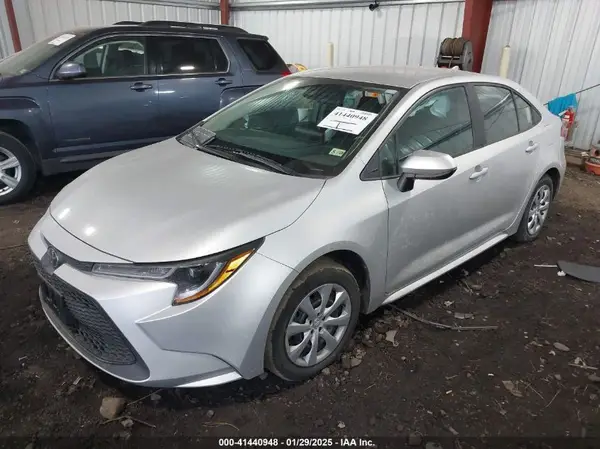 5YFEPMAE5MP248355 2021 TOYOTA COROLLA - Image 2