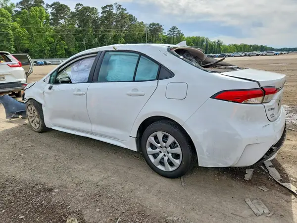 5YFEPMAE5MP258688 2021 TOYOTA COROLLA - Image 2