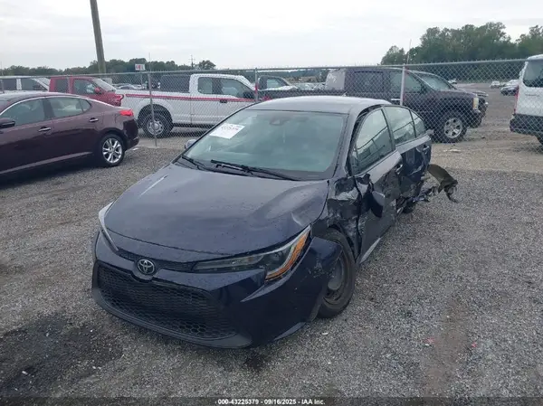 5YFEPMAE5MP260313 2021 TOYOTA COROLLA - Image 2
