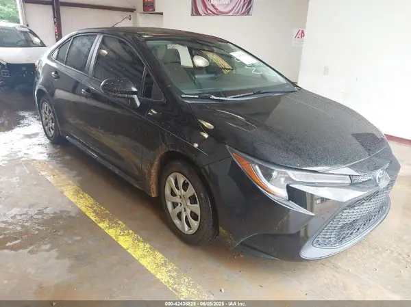 5YFEPMAE5MP262742 2021 TOYOTA COROLLA - Image 1