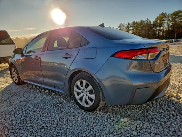 5YFEPMAE5MP265950 2021 TOYOTA COROLLA - Image 2
