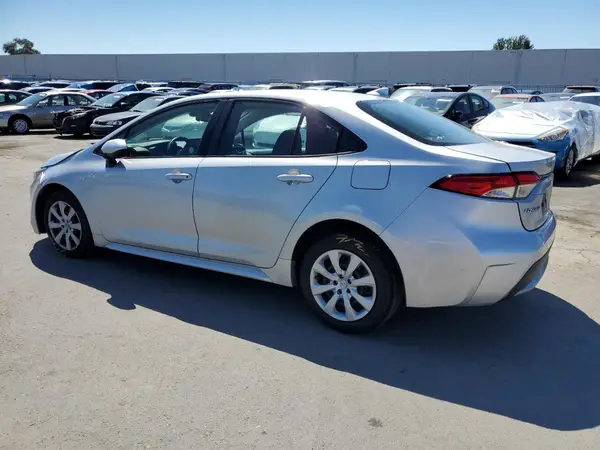 5YFEPMAE5NP273693 2022 TOYOTA COROLLA - Image 2