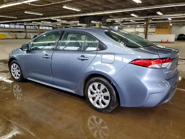 5YFEPMAE5NP274620 2022 TOYOTA COROLLA - Image 2