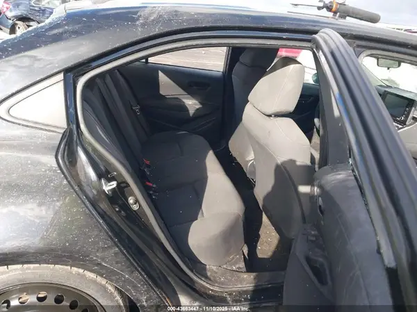 5YFEPMAE5NP283852 2022 TOYOTA COROLLA - Image 8