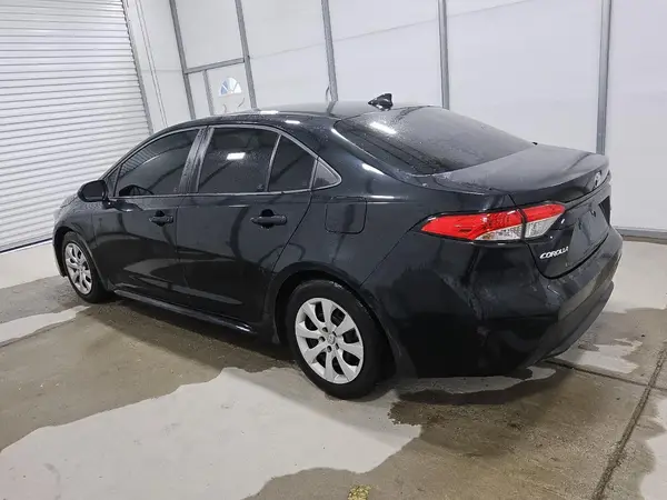 5YFEPMAE5NP286556 2022 TOYOTA COROLLA - Image 2