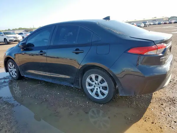 5YFEPMAE5NP292602 2022 TOYOTA COROLLA - Image 2