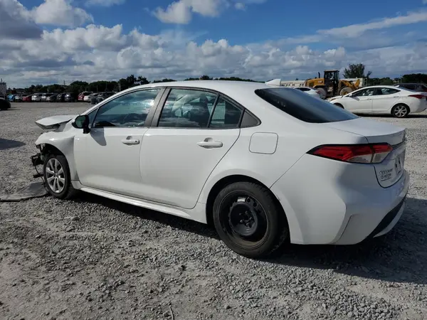 5YFEPMAE5NP295239 2022 TOYOTA COROLLA - Image 2