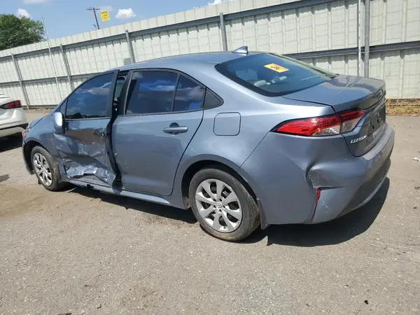 5YFEPMAE5NP296665 2022 TOYOTA COROLLA - Image 2