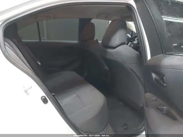 5YFEPMAE5NP298982 2022 TOYOTA COROLLA - Image 8