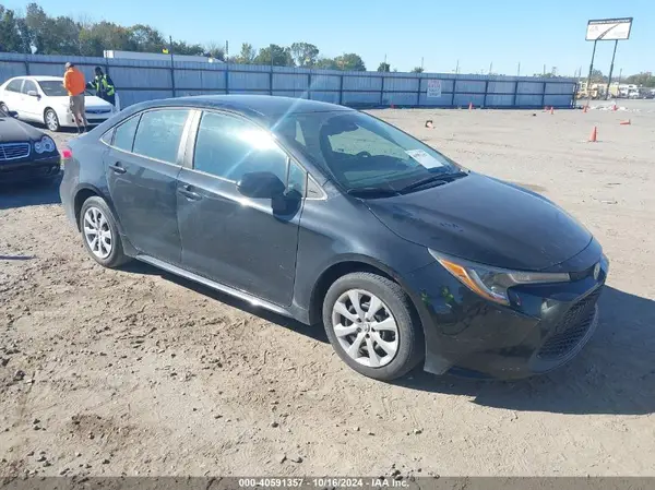 5YFEPMAE5NP303565 2022 TOYOTA COROLLA - Image 1