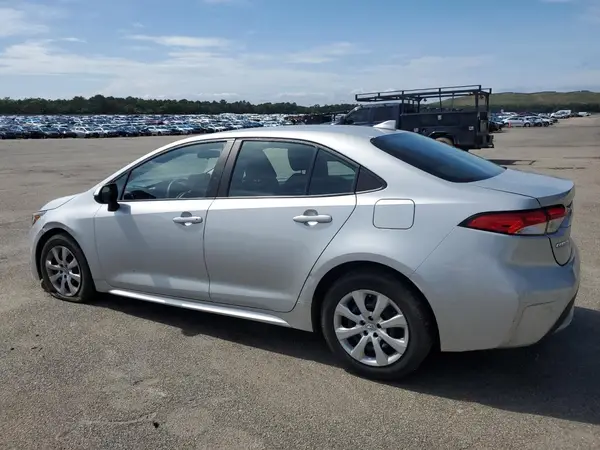 5YFEPMAE5NP311102 2022 TOYOTA COROLLA - Image 2