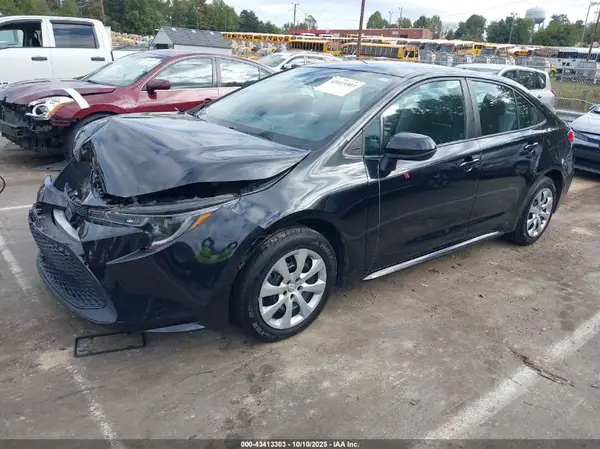 5YFEPMAE5NP320107 2022 TOYOTA COROLLA - Image 2