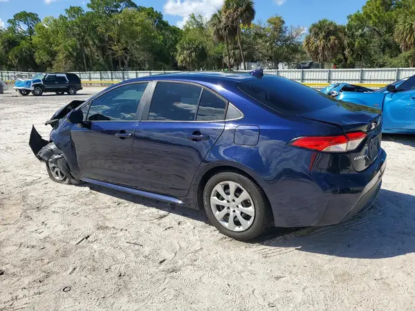 5YFEPMAE5NP321158 2022 TOYOTA COROLLA - Image 2