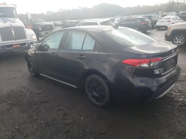 5YFEPMAE5NP328921 2022 TOYOTA COROLLA - Image 2