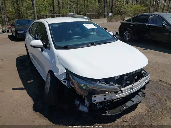 5YFEPMAE5NP330040 2022 TOYOTA COROLLA - Image 1