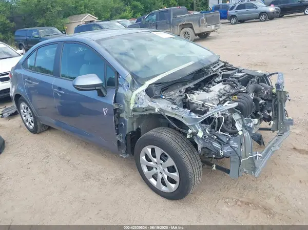 5YFEPMAE5NP330961 2022 TOYOTA COROLLA - Image 1