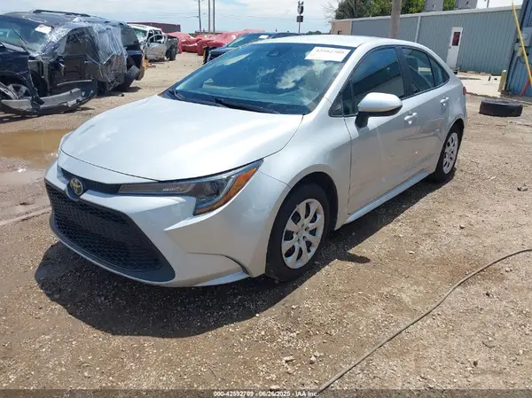 5YFEPMAE5NP331513 2022 TOYOTA COROLLA - Image 2
