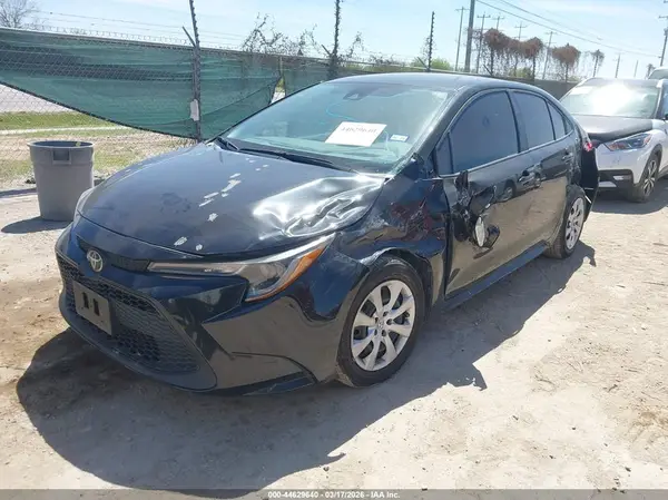 5YFEPMAE5NP336534 2022 TOYOTA COROLLA - Image 2