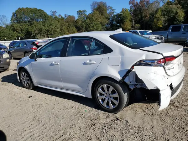 5YFEPMAE5NP338154 2022 TOYOTA COROLLA - Image 2