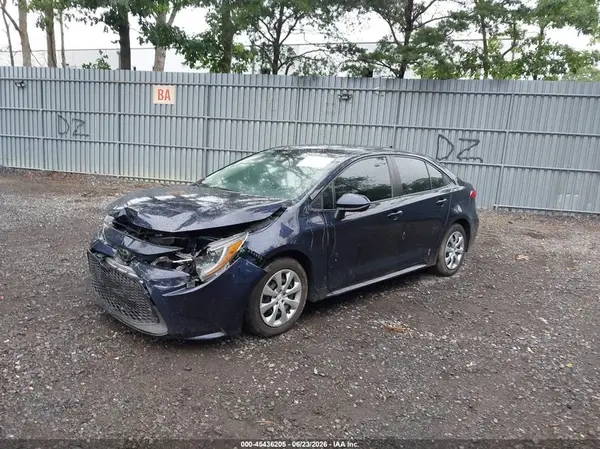 5YFEPMAE5NP344066 2022 TOYOTA COROLLA - Image 2