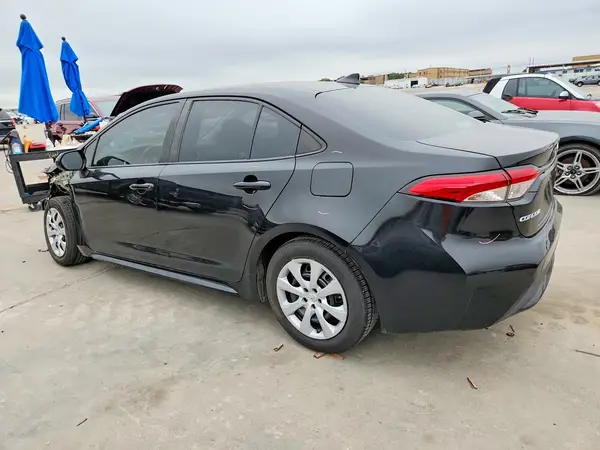 5YFEPMAE5NP350594 2022 TOYOTA COROLLA - Image 2